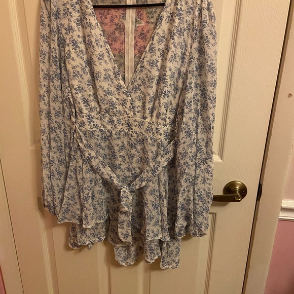 Romper - Picture 3 of 4